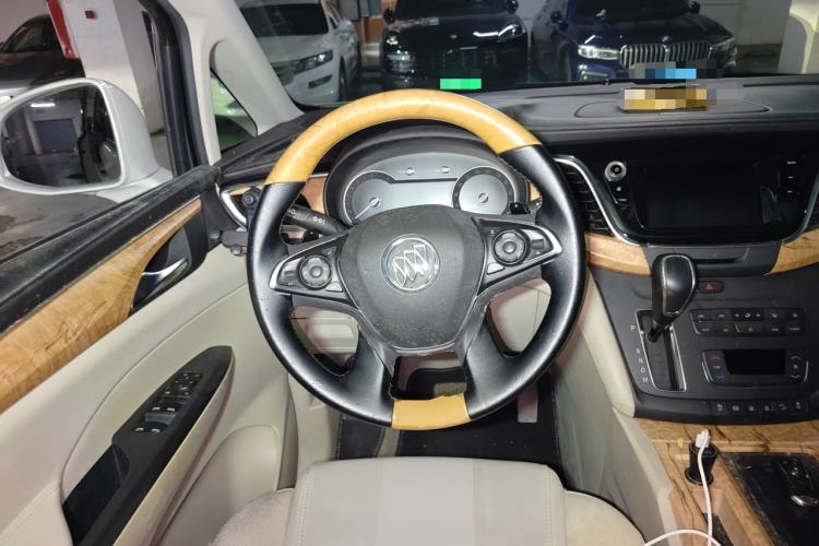 Used Buick GL8 2018 ES 28T Comfort Model China VI Standard Steering Wheel