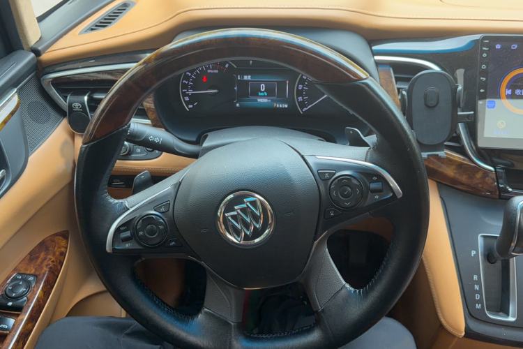 Used Buick GL8 2018 ES 28T Comfort Model China VI Standard Steering Wheel