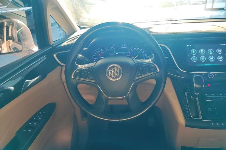 Used Buick GL8 2018 ES 28T Luxury Model China VI Standard Steering Wheel