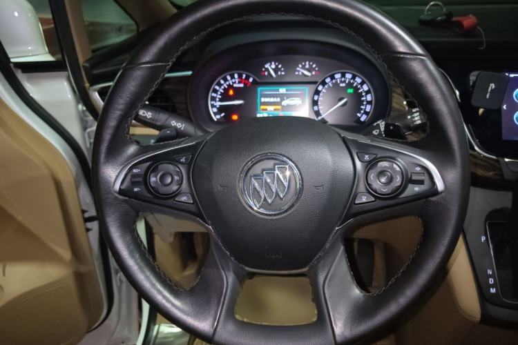 Used Buick GL8 2018 ES 28T Premium Model China VI Standard Steering Wheel