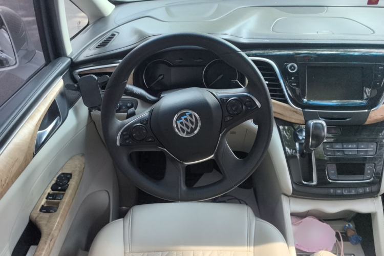 Used Buick GL8 2018 ES 28T Comfort Model China VI Standard Steering Wheel