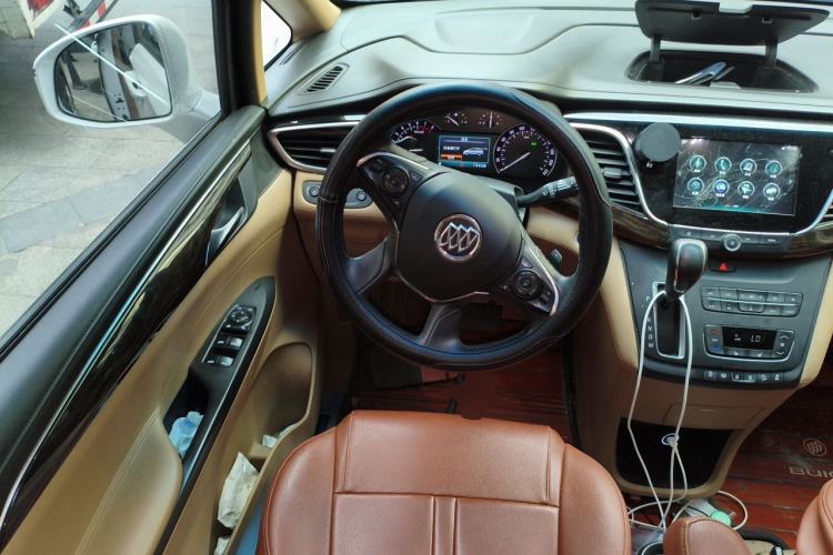 Used Buick GL8 2018 ES 28T Premium Model China VI Standard Steering Wheel