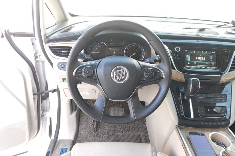 Used Buick GL8 2018 ES 28T Comfort Model China VI Standard Steering Wheel