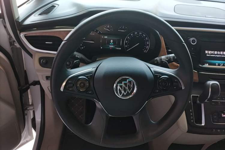 Used Buick GL8 2018 ES 28T Comfort Model China VI Standard Steering Wheel