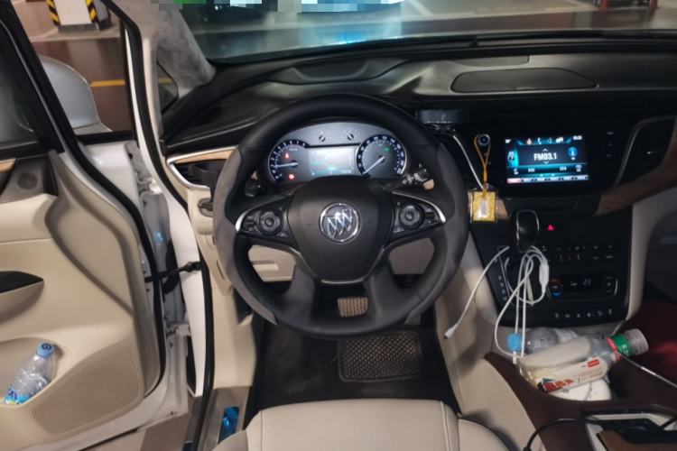 Used Buick GL8 2018 ES 28T Comfort Model China VI Standard Steering Wheel