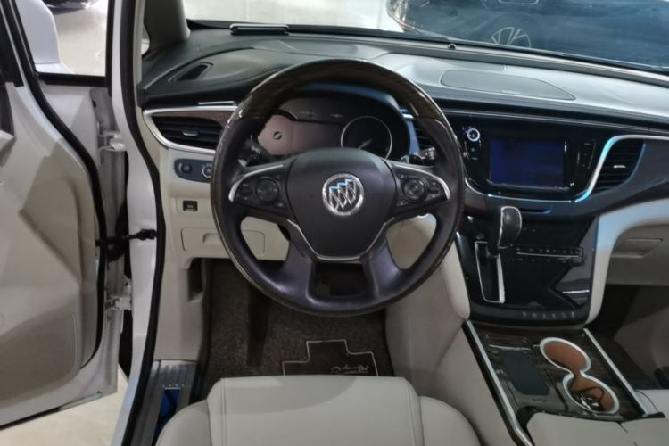 Used Buick GL8 2018 ES 28T Comfort Model China VI Standard Steering Wheel