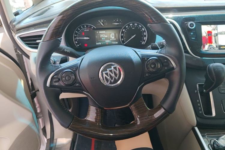 Used Buick GL8 2018 ES 28T Comfort Model China VI Standard Steering Wheel