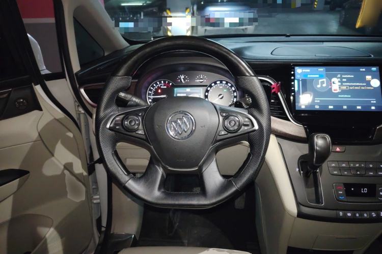Used Buick GL8 2018 ES 28T Comfort Model China VI Standard Steering Wheel