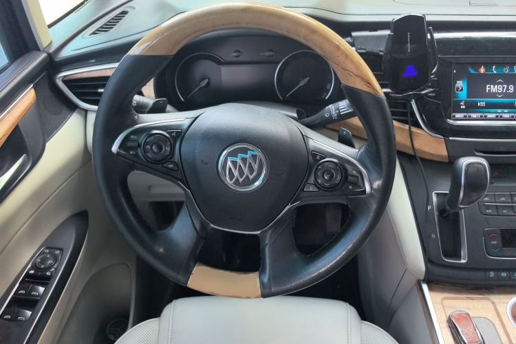 Used Buick GL8 2018 ES 28T Comfort Model China VI Standard Steering Wheel