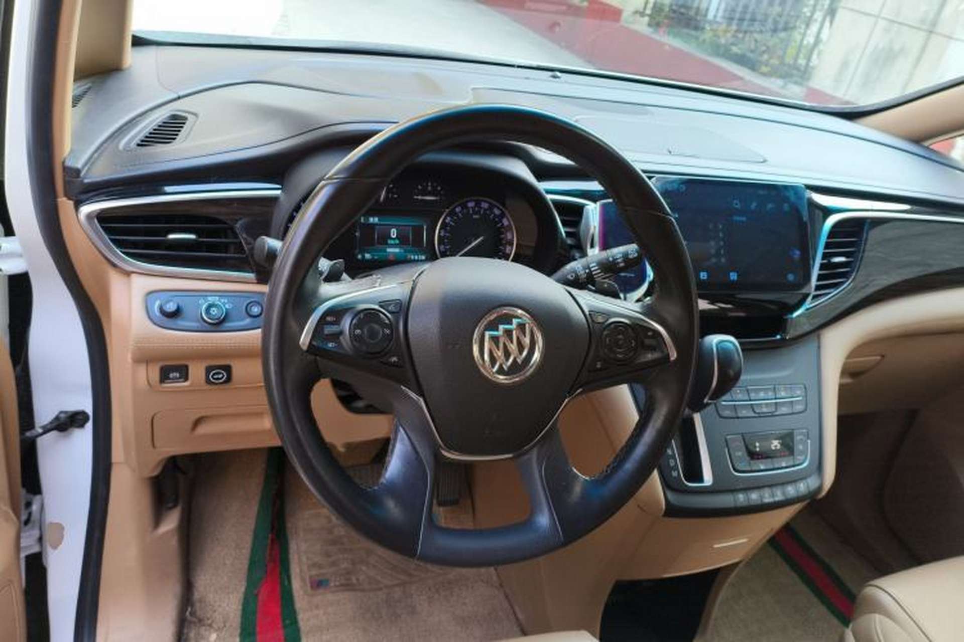 Used Buick GL8 2018 ES 28T Premium Model China VI Standard Steering Wheel