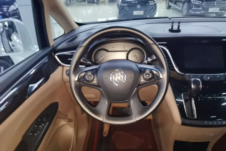Used Buick GL8 2018 ES 28T Luxury Model China VI Standard Steering Wheel