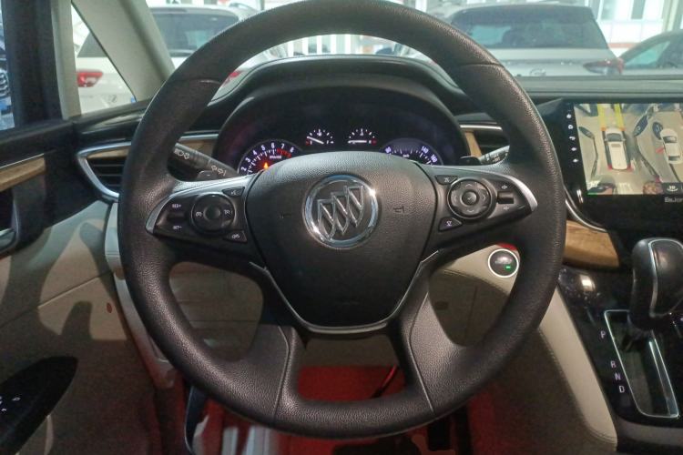 Used Buick GL8 2018 ES 28T Comfort Model China VI Standard Steering Wheel