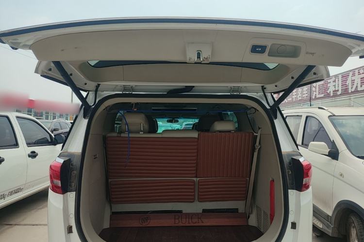 Used Buick GL8 2018 ES 28T Comfort Model China VI Standard Trunk