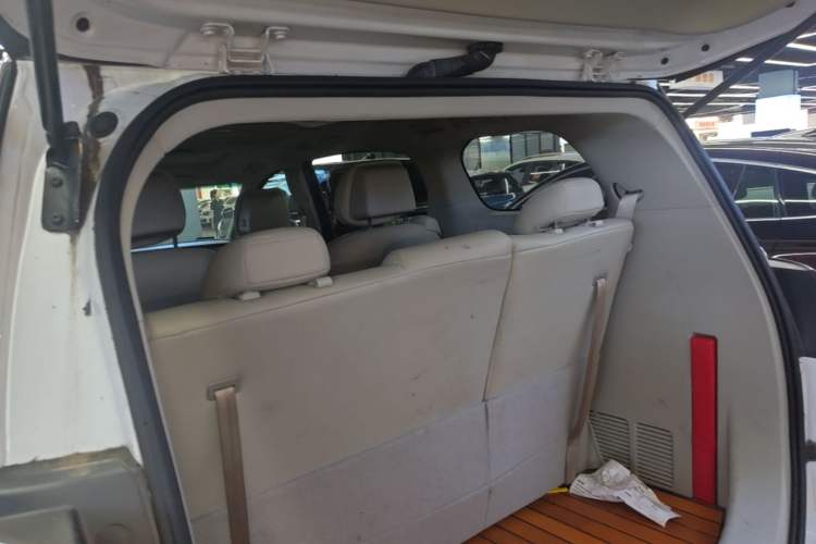 Used Buick GL8 2018 ES 28T Comfort Model China VI Standard Trunk