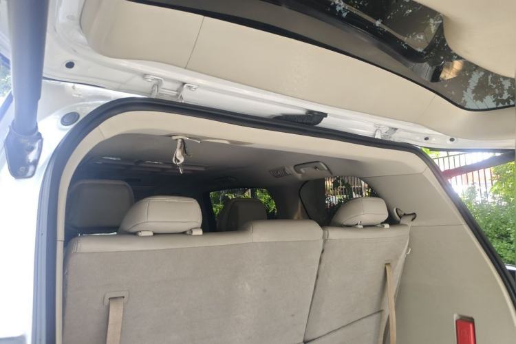 Used Buick GL8 2018 ES 28T Comfort Model China VI Standard Trunk