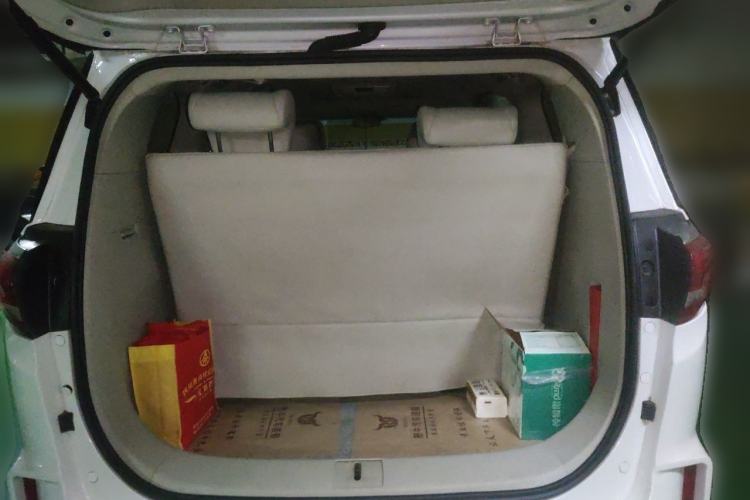 Used Buick GL8 2018 ES 28T Comfort Model China VI Standard Trunk