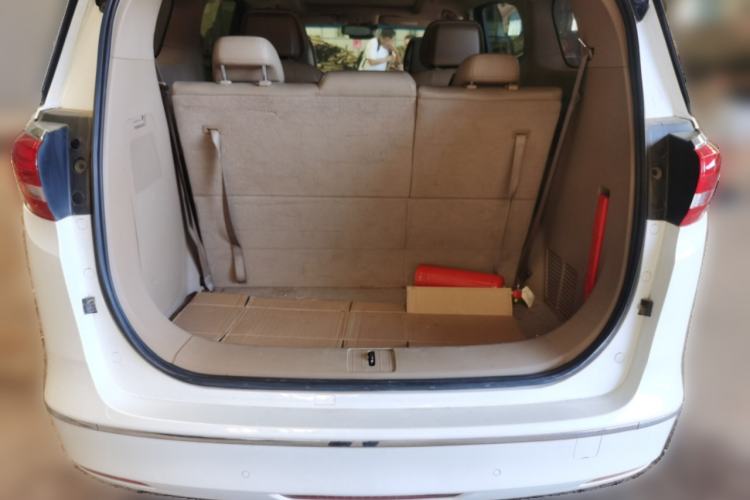 Used Buick GL8 2018 ES 28T Flagship Model China VI Standard Trunk