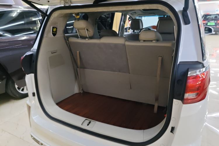 Used Buick GL8 2018 ES 28T Comfort Model China VI Standard Trunk