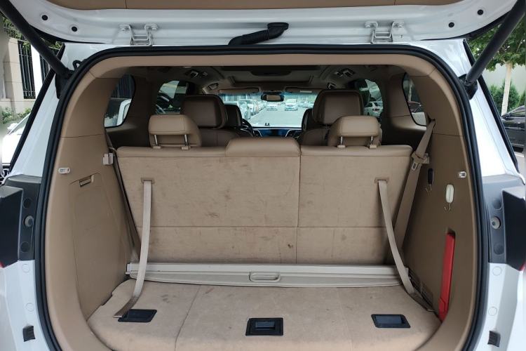 Used Buick GL8 2018 ES 28T Flagship Model China VI Standard Trunk