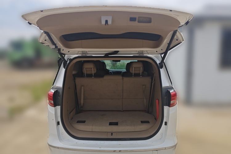 Used Buick GL8 2018 ES 28T Flagship Model China VI Standard Trunk