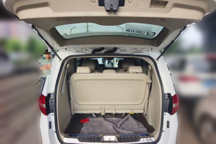 Used Buick GL8 2018 28T Luxury Model China VI Standard Trunk