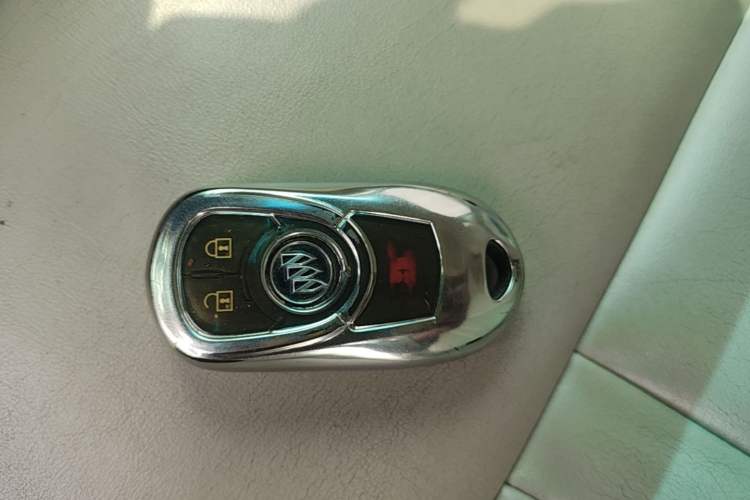 Used Buick GL8 2018 ES 28T Comfort Model China VI Standard Vehicle Key