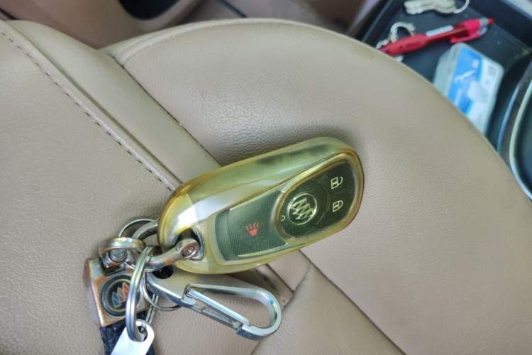 Used Buick GL8 2018 ES 28T Premium Model China VI Standard Vehicle Key
