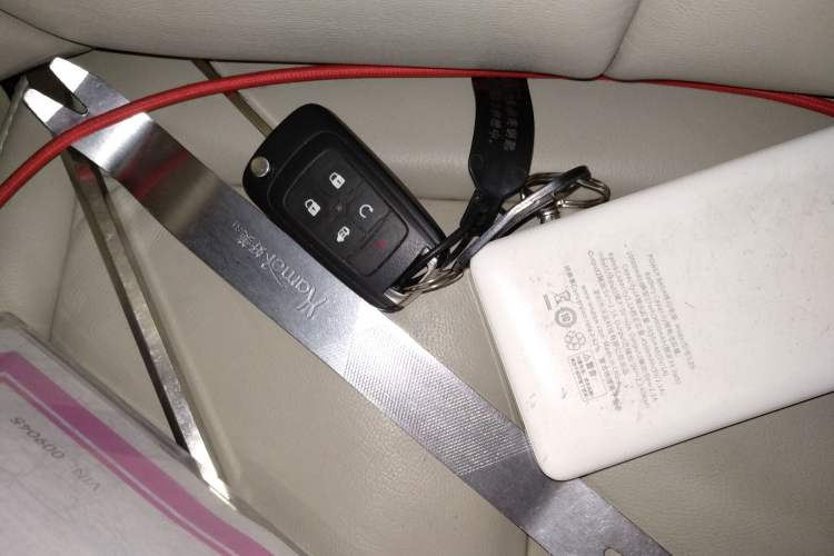 Used Buick GL8 2018 28T Luxury Model China VI Standard Vehicle Key