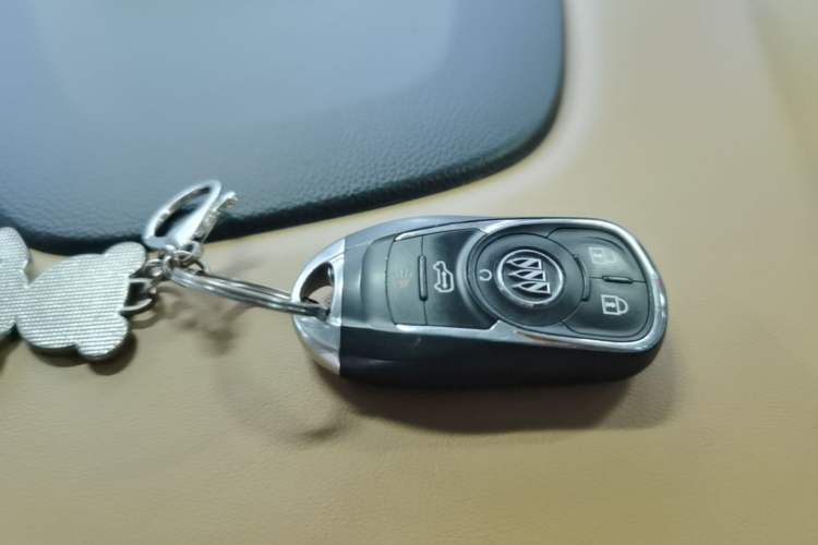 Used Buick GL8 2018 ES 28T Comfort Model China VI Standard Vehicle Key