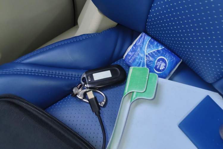 Used Buick GL8 2018 ES 28T Comfort Model China VI Standard Vehicle Key