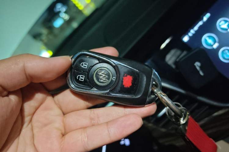 Used Buick GL8 2018 ES 28T Premium Model China VI Standard Vehicle Key