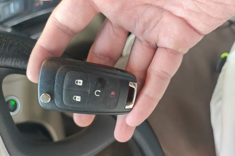 Used Buick GL8 2018 28T Comfort Model China VI Standard Vehicle Key