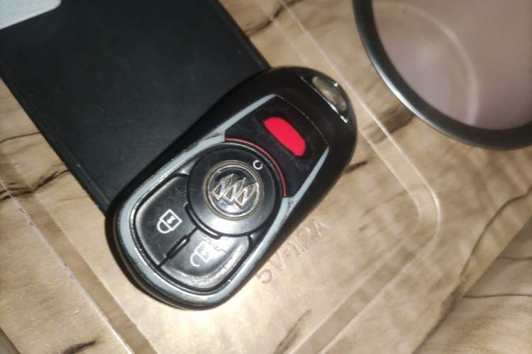 Used Buick GL8 2018 ES 28T Comfort Model China VI Standard Vehicle Key