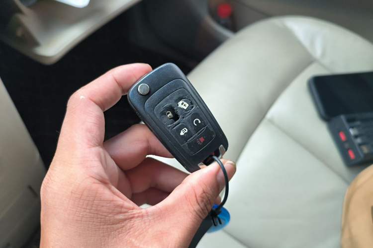 Used Buick GL8 2018 28T Luxury Model China VI Standard Vehicle Key