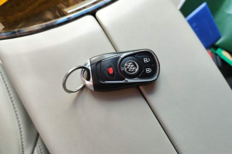 Used Buick GL8 2018 ES 28T Comfort Model China VI Standard Vehicle Key