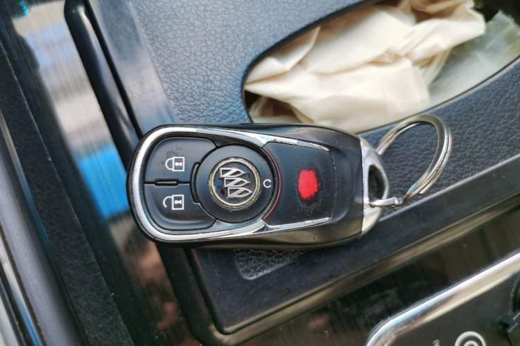 Used Buick GL8 2018 ES 28T Comfort Model China VI Standard Vehicle Key