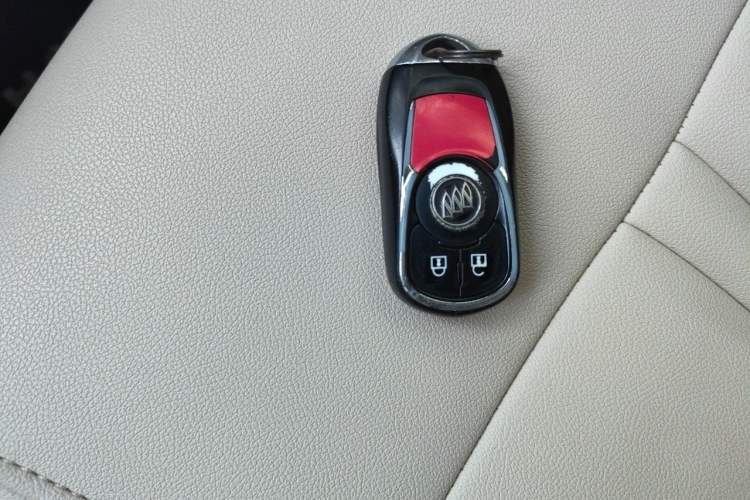 Used Buick GL8 2018 ES 28T Comfort Model China VI Standard Vehicle Key