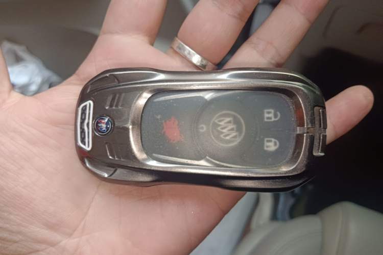 Used Buick GL8 2018 ES 28T Comfort Model China VI Standard Vehicle Key