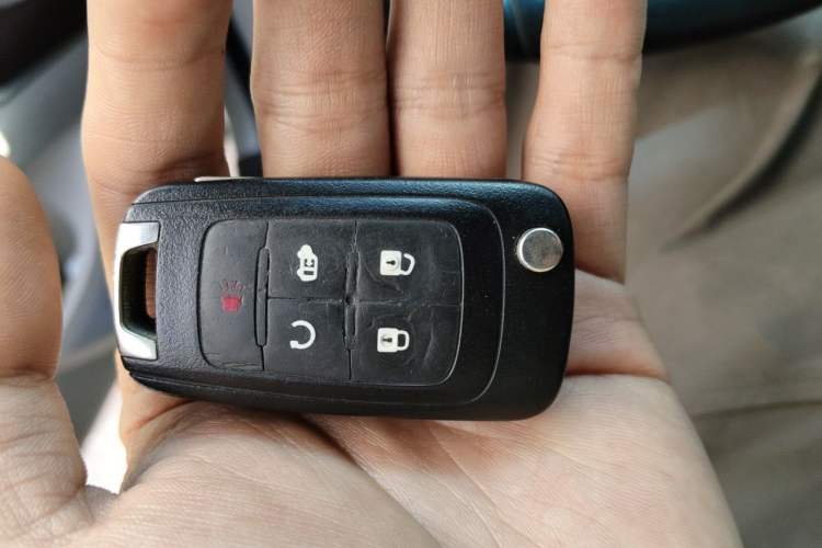 Used Buick GL8 2018 28T Luxury Model China VI Standard Vehicle Key