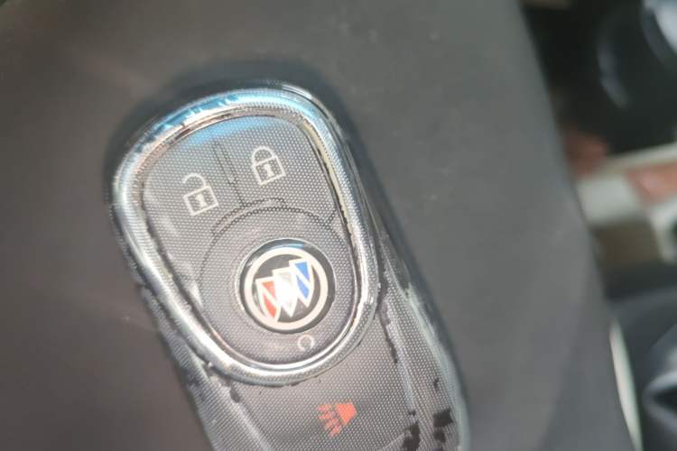 Used Buick GL8 2018 ES 28T Comfort Model China VI Standard Vehicle Key