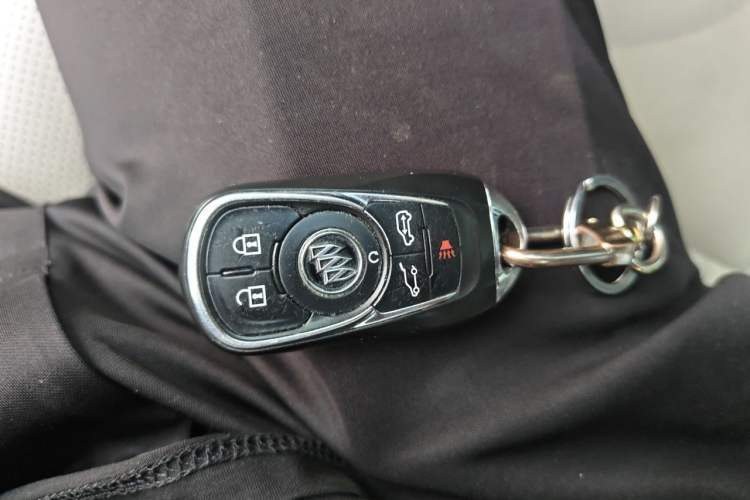 Used Buick GL8 2018 ES 28T Comfort Model China VI Standard Vehicle Key