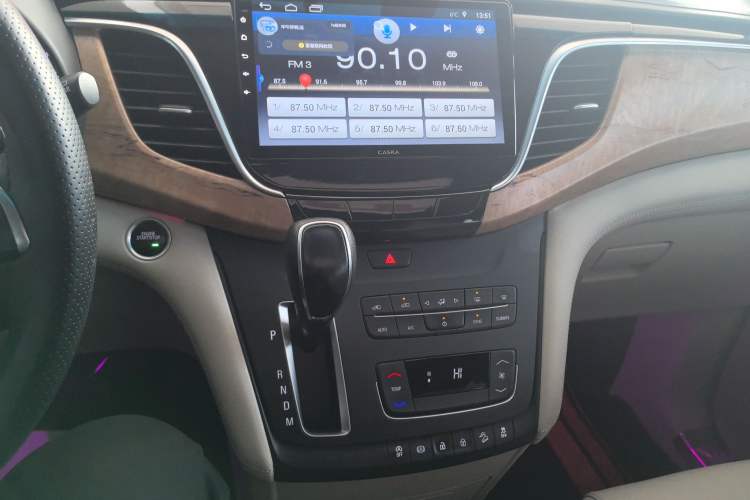 Used Buick GL8 2018 ES 28T Comfort Model China VI Standard Audio And AC Panel