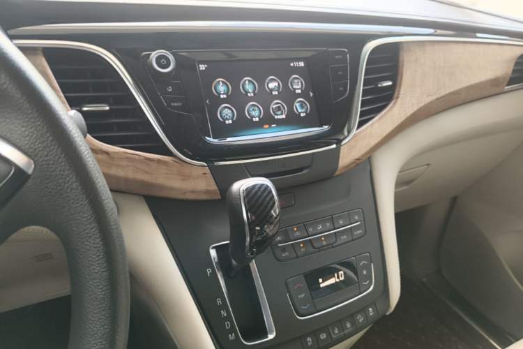 Used Buick GL8 2018 ES 28T Comfort Model China VI Standard Audio And AC Panel