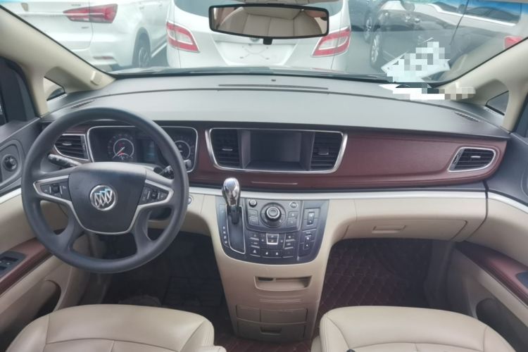 Used Buick GL8 2018 28T Comfort Model China VI Standard Center Console