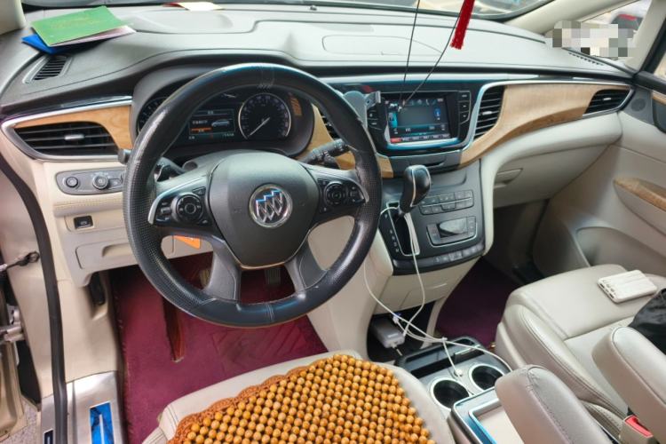 Used Buick GL8 2018 ES 28T Comfort Model China VI Standard Center Console