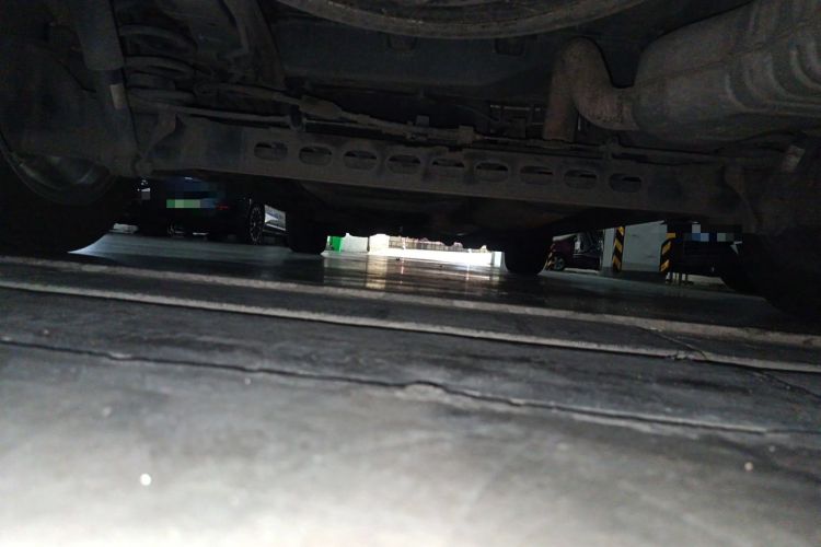 Used Buick GL8 2018 28T Comfort Model China VI Standard Chassis Front