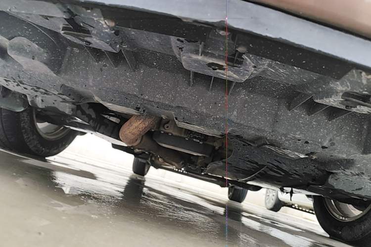 Used Buick GL8 2018 28T Luxury Model China VI Standard Chassis Front