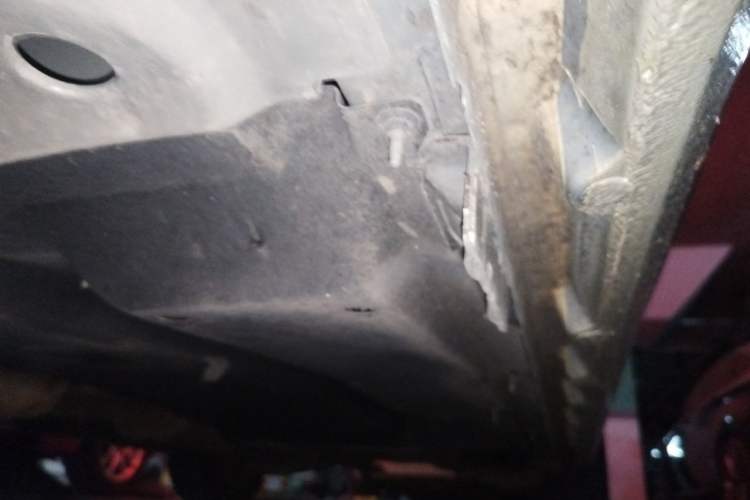 Used Buick GL8 2018 ES 28T Comfort Model China VI Standard Chassis Front Left