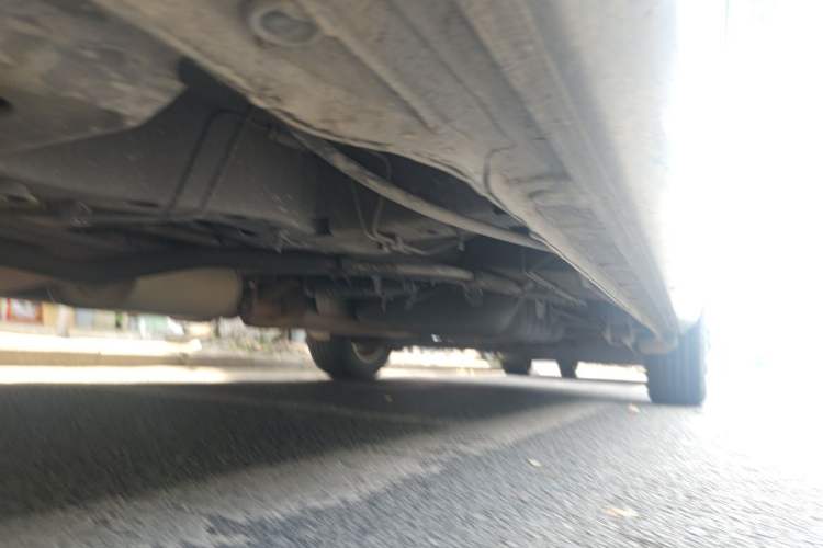 Used Buick GL8 2018 28T Luxury Model China VI Standard Chassis Front Left
