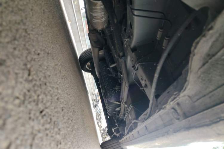 Used Buick GL8 2018 28T Comfort Model China VI Standard Chassis Front Left